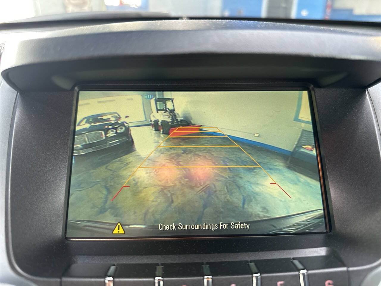 Used 2017 GMC Terrain SLE w/ Chrome Package FWD image 30