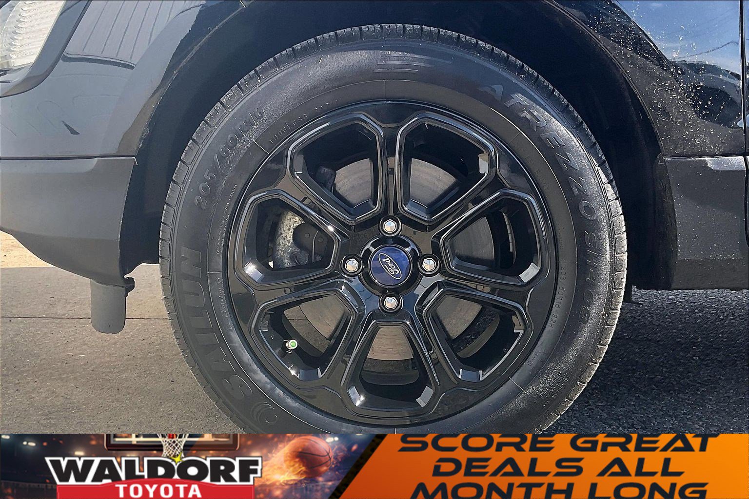 Used 2020 Ford EcoSport SE w/ SE Convenience Package image 11