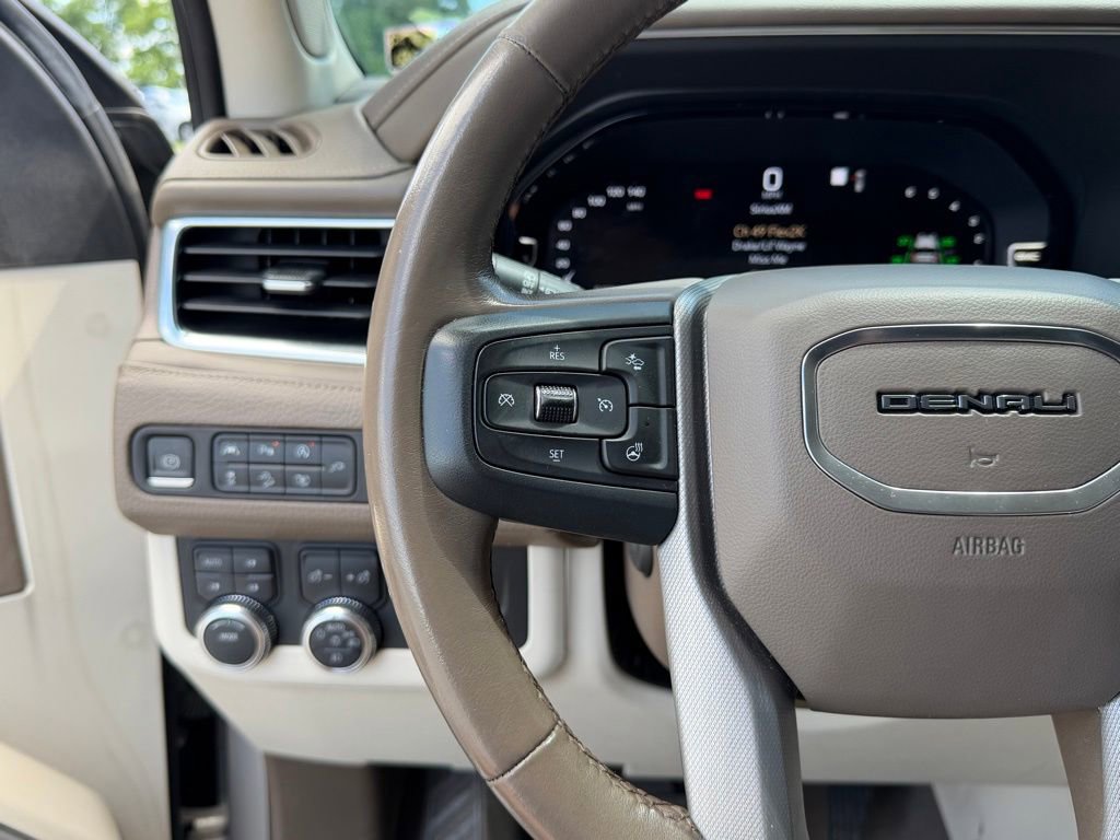 Used 2022 GMC Yukon Denali AWD/4WD image 19