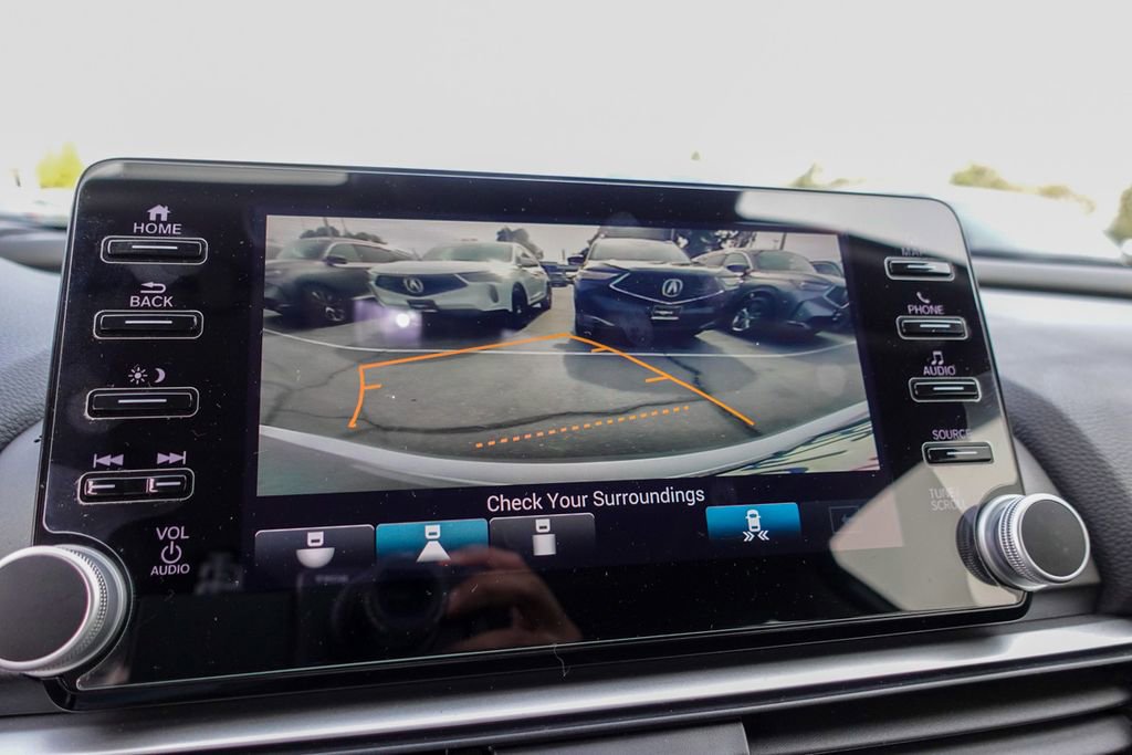 Used 2020 Honda Accord Touring image 18