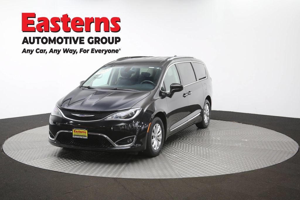 Used 2019 Chrysler Pacifica Touring-L FWD image 53