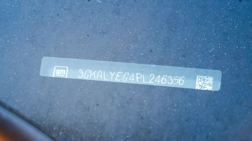 Used 2023 GMC Terrain AT4 image 32