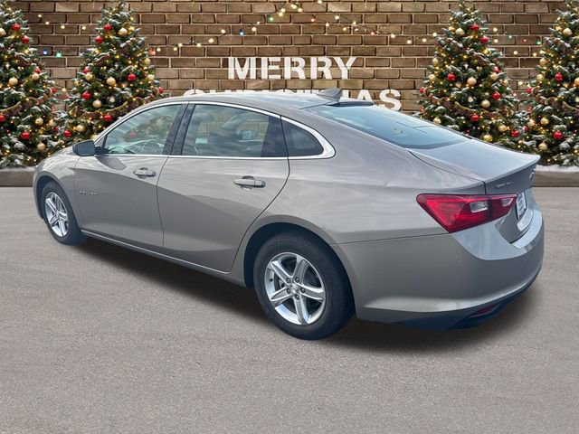 Used 2023 Chevrolet Malibu LT image 3