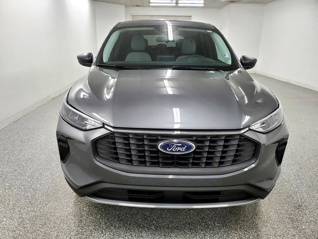 Used 2023 Ford Escape Active AWD/4WD image 2