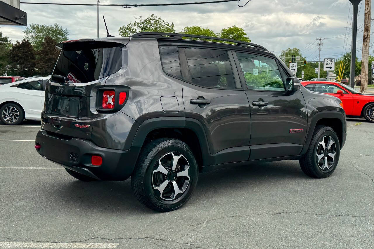 Used 2019 Jeep Renegade Trailhawk w/ UConnect 8.4 Nav Group AWD/4WD image 4