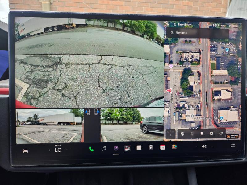 Used 2023 Tesla Model X AWD/4WD image 42