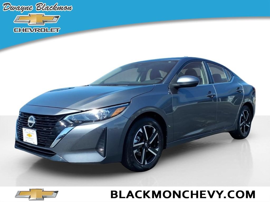 Used 2025 Nissan Sentra SV FWD image 2
