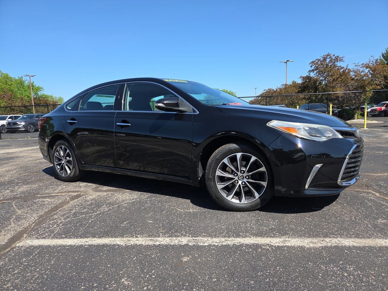 Used 2018 Toyota Avalon XLE FWD image 38