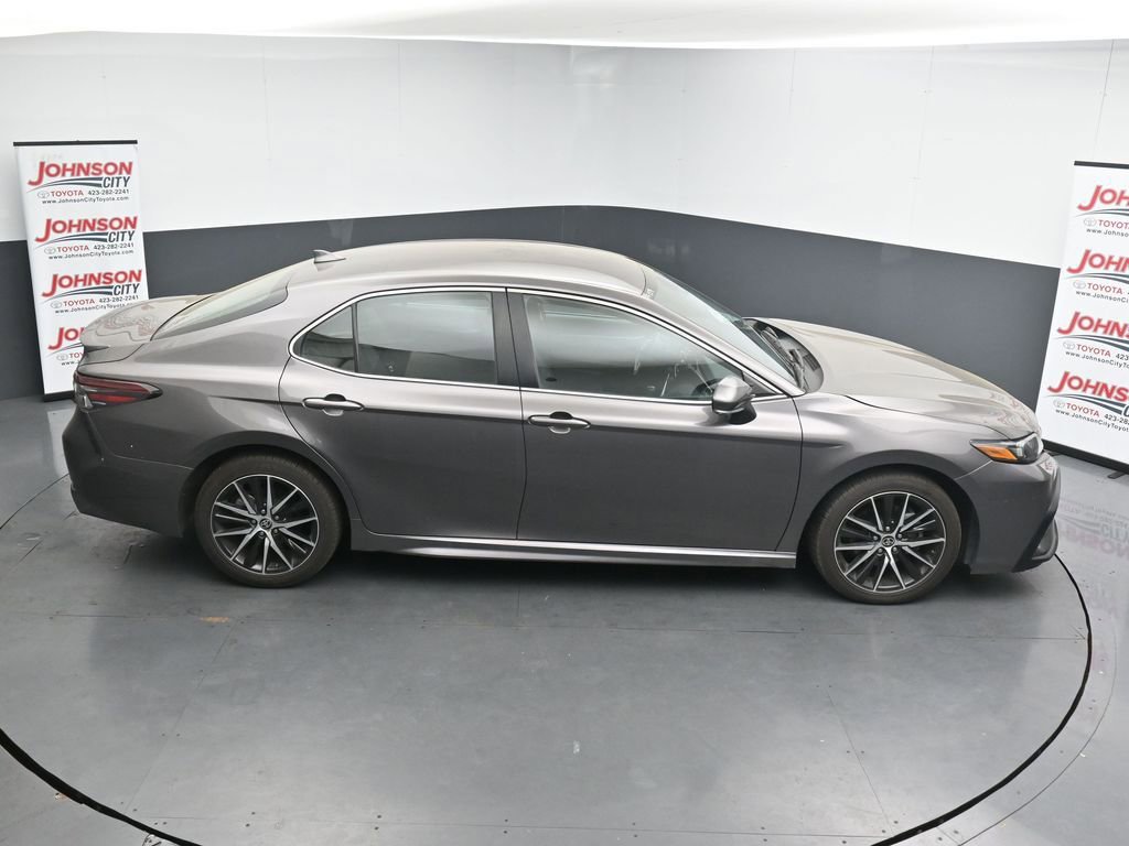 Used 2024 Toyota Camry SE FWD image 29