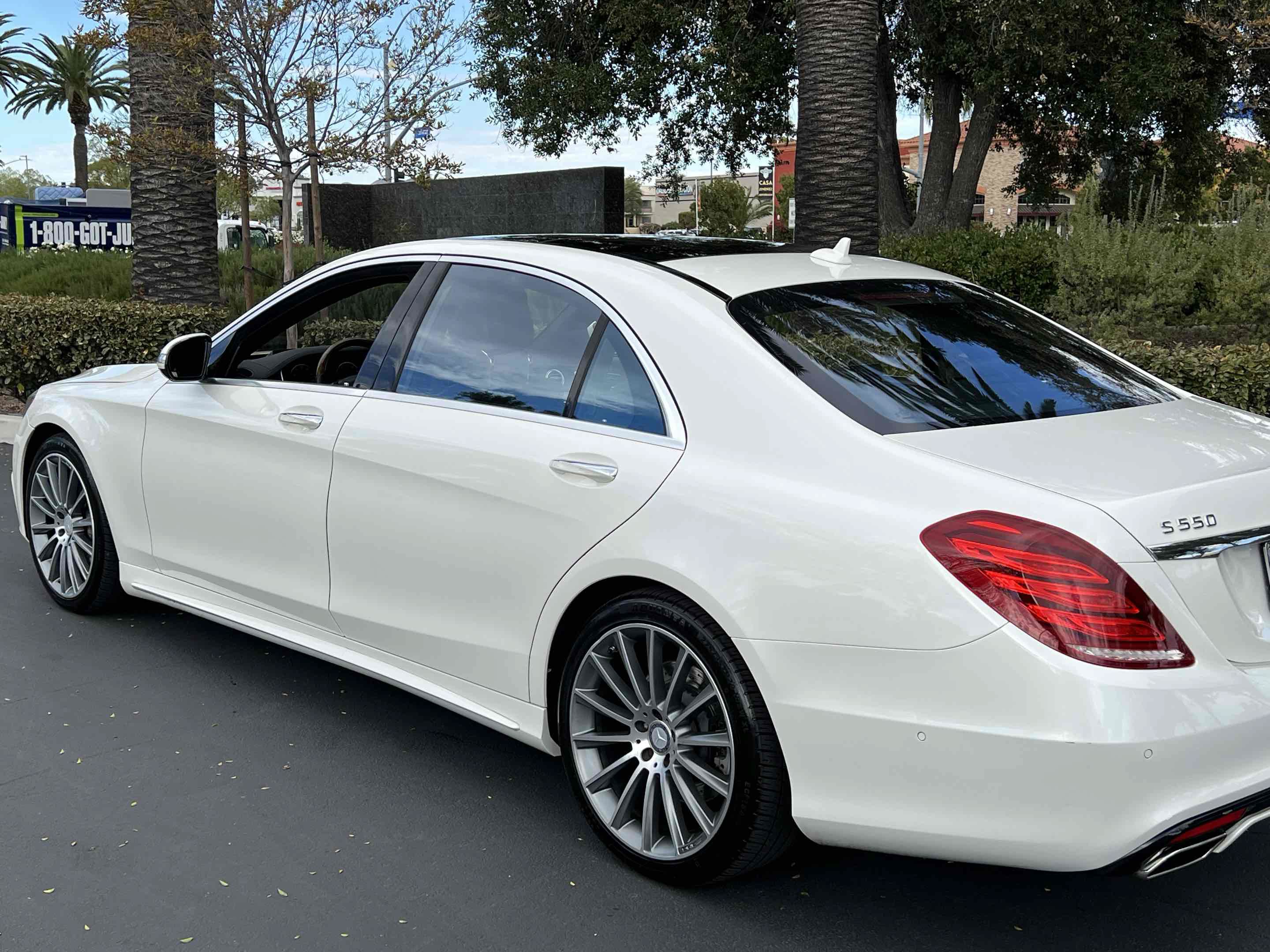 Used 2015 Mercedes-Benz S 550 Sedan image 42