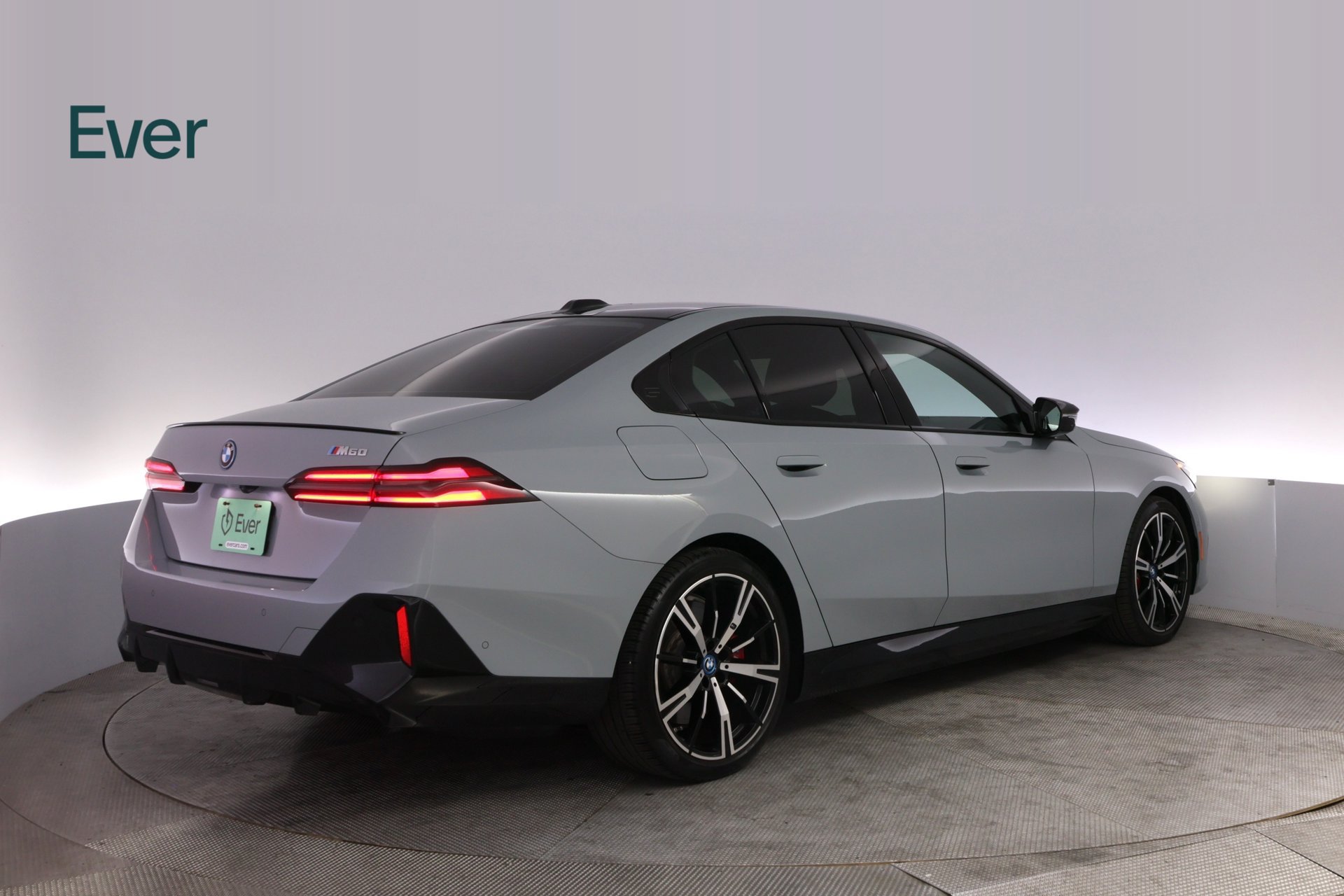 Used 2024 BMW i5 M60 w/ Premium Package AWD/4WD image 3