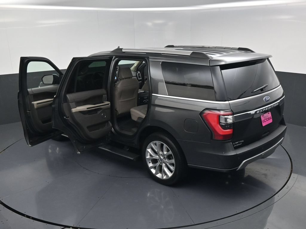 Used 2019 Ford Expedition Limited w/ Equipment Group 302A RWD image 22