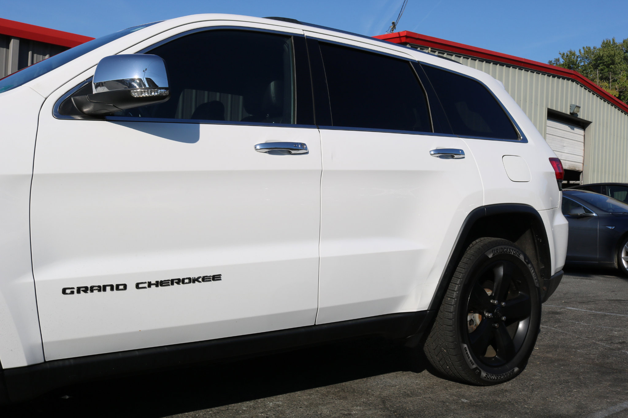 Used 2014 Jeep Grand Cherokee Limited image 8