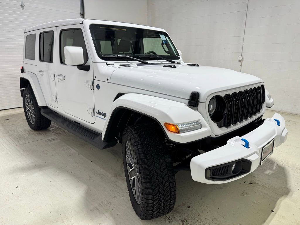 Used 2024 Jeep Wrangler High Altitude image 3