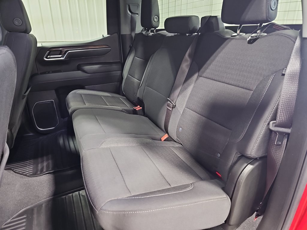 Used 2024 Chevrolet Silverado 1500 LT AWD/4WD image 13