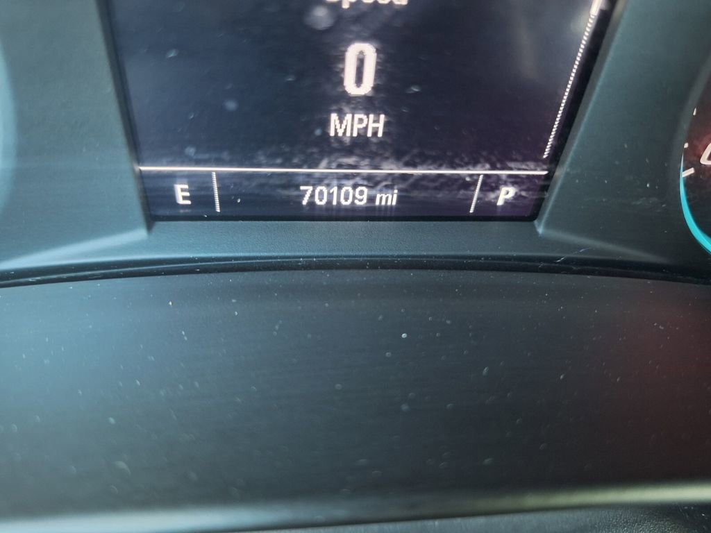 Used 2018 Chevrolet Equinox LT image 16