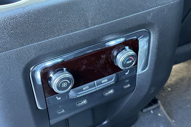 New 2026 GMC Yukon Denali image 14