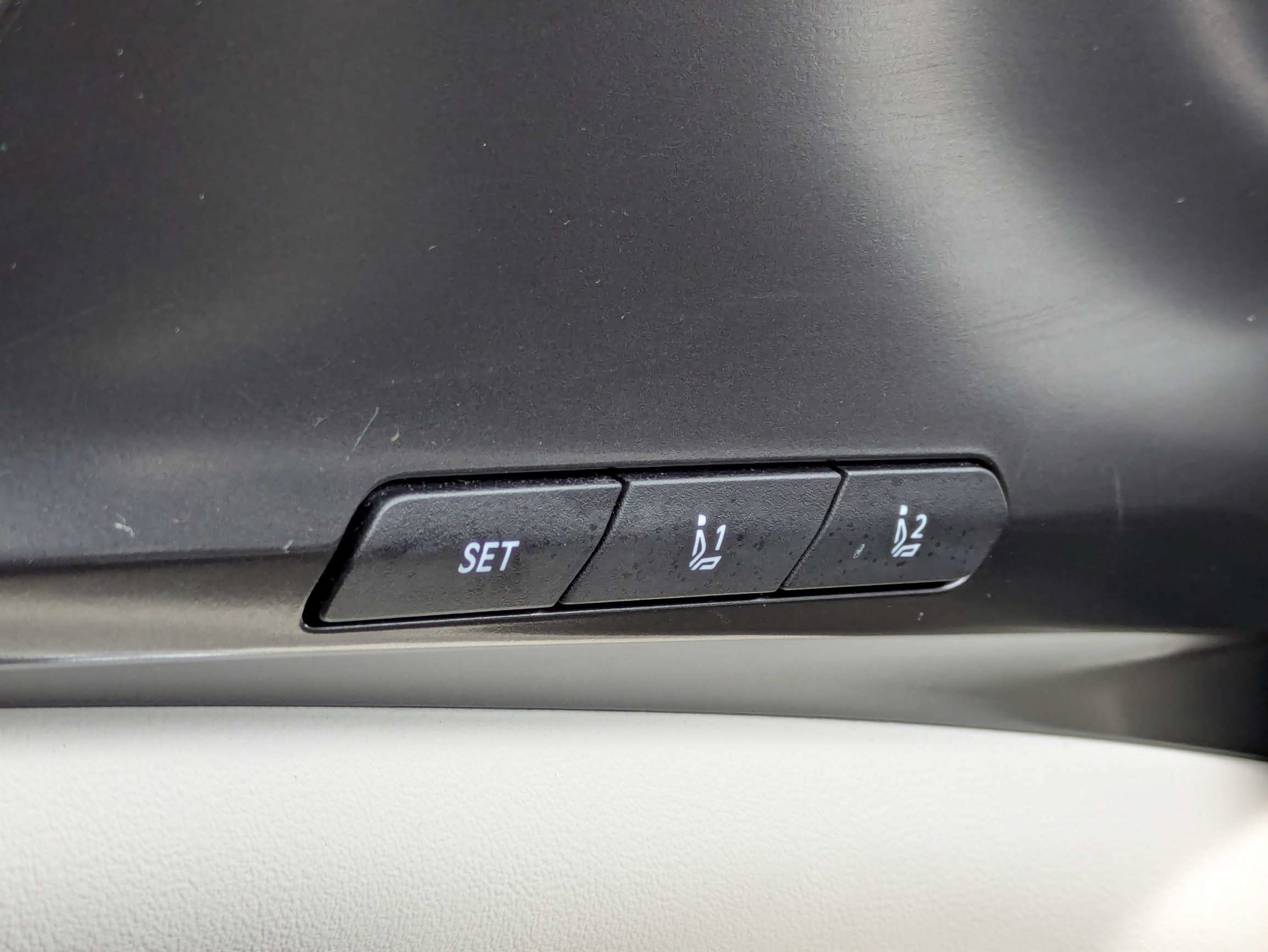 Certified 2026 Kia Carnival SX Prestige FWD image 35