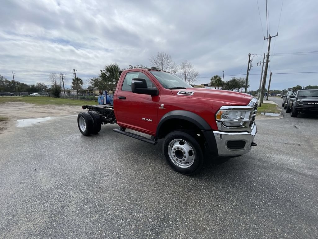 Used 2023 RAM 4500 SLT w/ Quick Order Package 2YG SLT RWD image 2