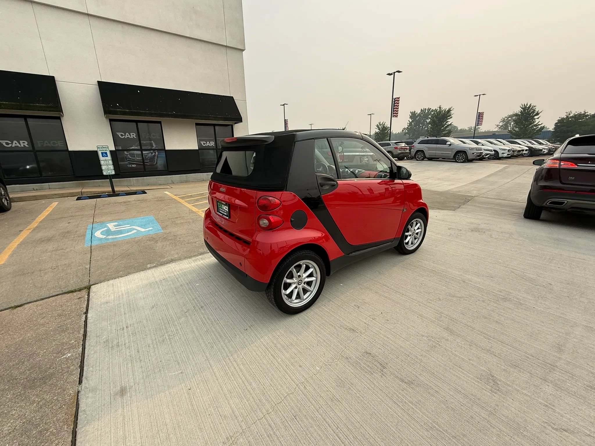 Used 2009 smart fortwo passion RWD image 15