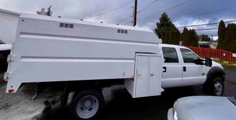 Used 2015 Ford F550 4x4 Crew Cab Super Duty image 6