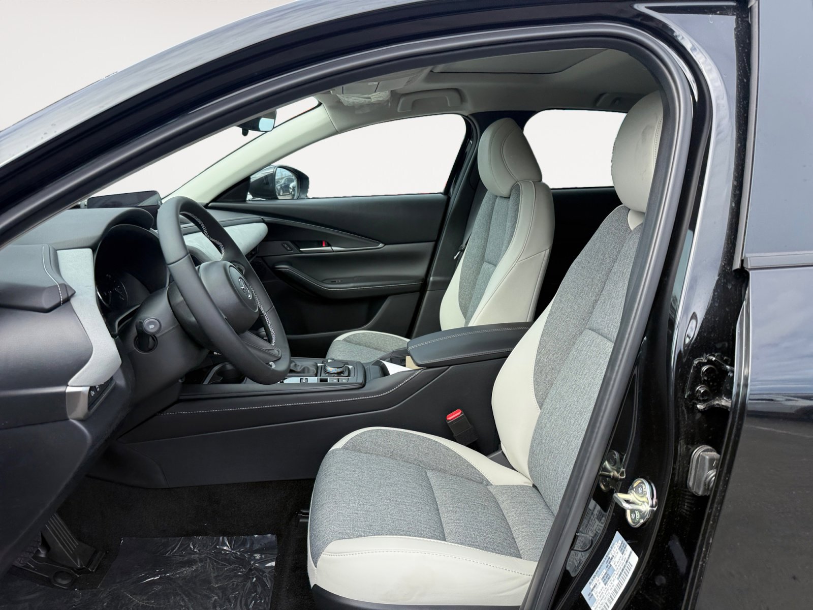 New 2026 MAZDA CX-30 Aire Edition image 10