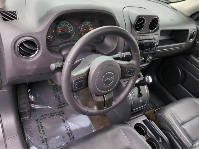 Used 2015 Jeep Patriot High Altitude image 11