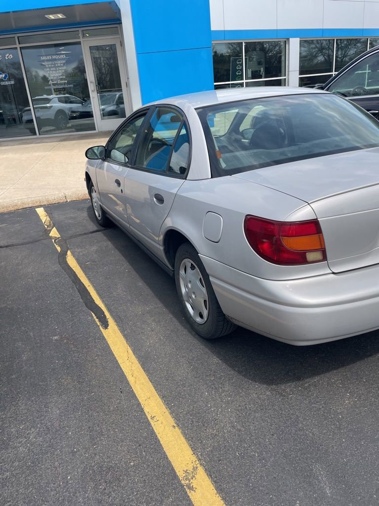 Used 2000 Saturn S-Series SL1 FWD image 2