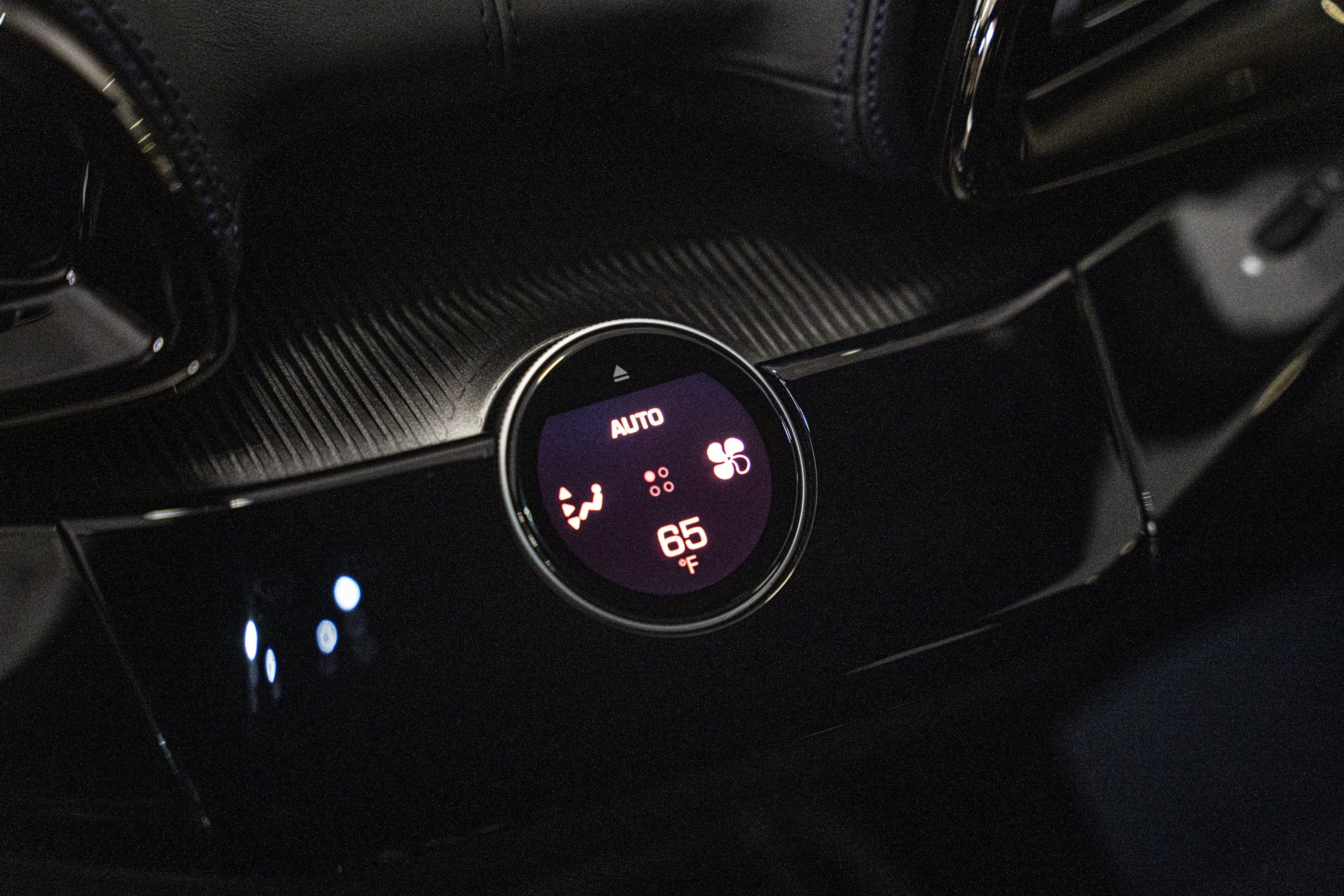 Certified 2024 Ferrari Purosangue AWD/4WD image 44