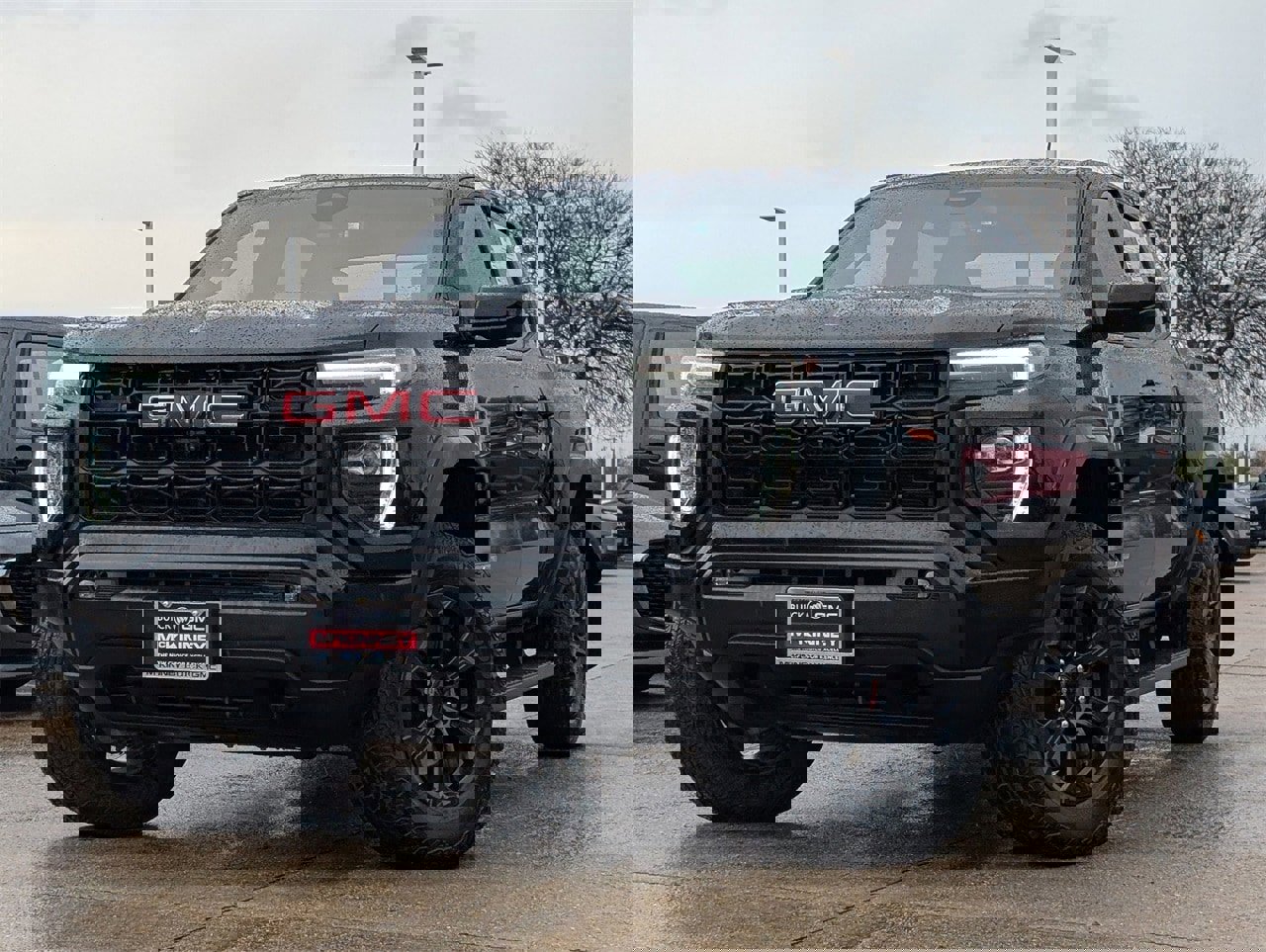 Used 2024 GMC Canyon Elevation w/ Convenience Package image 2