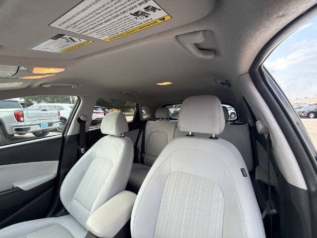 Used 2023 Hyundai Kona SEL AWD/4WD image 19