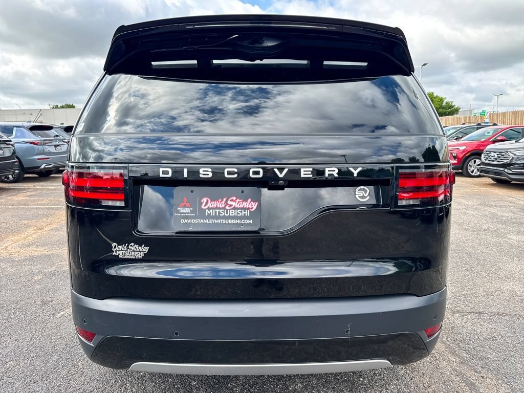 Used 2025 Land Rover Discovery S AWD/4WD image 5