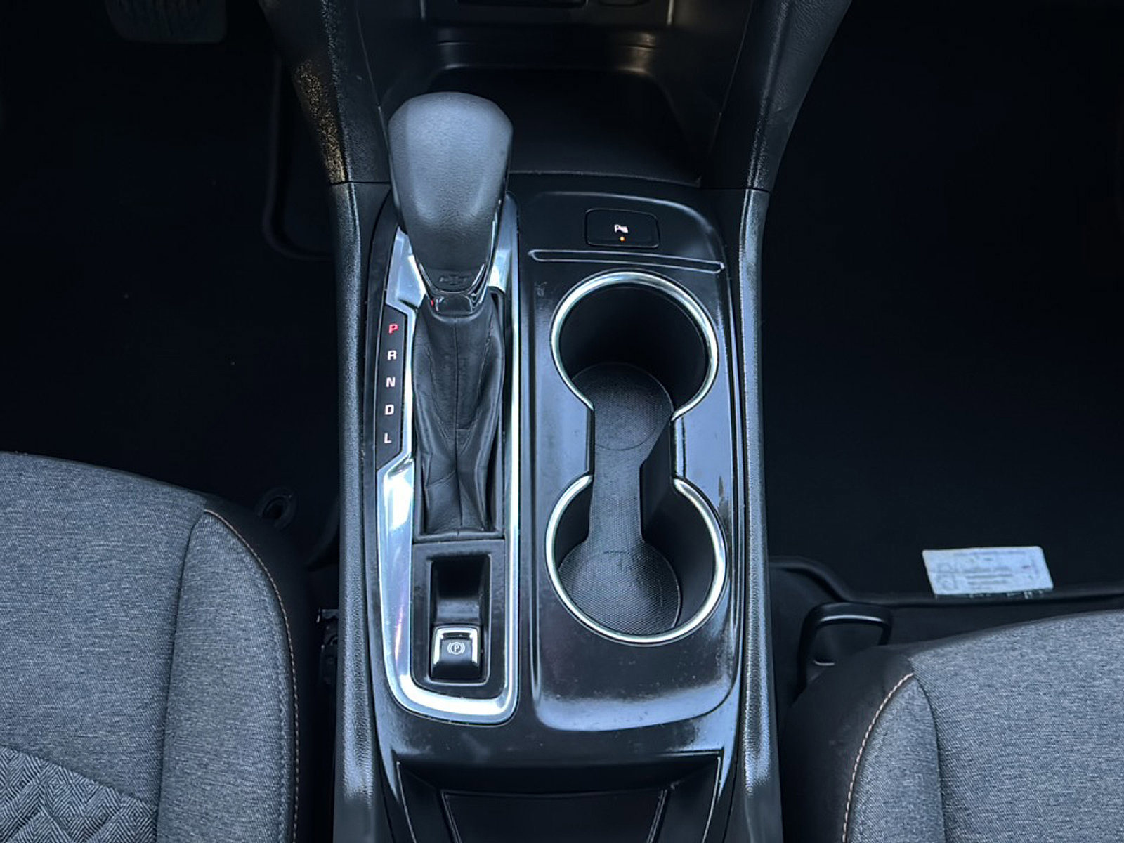 Used 2023 Chevrolet Equinox LT image 38