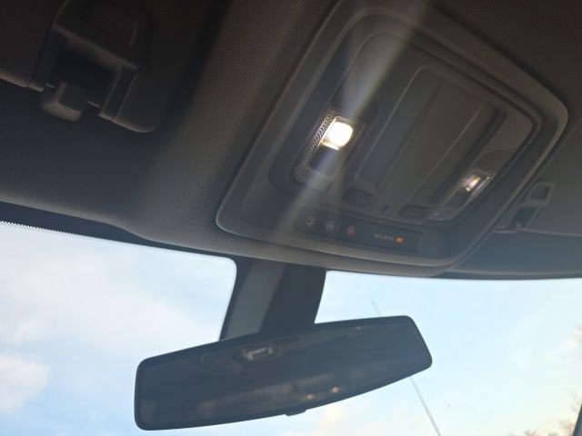 Used 2020 Chevrolet Silverado 1500 LT w/ All-Star Edition AWD/4WD image 29