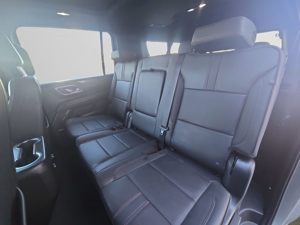 Used 2023 Chevrolet Suburban RST image 14