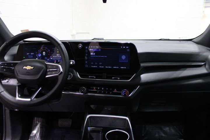 Used 2025 Chevrolet Equinox LT image 27