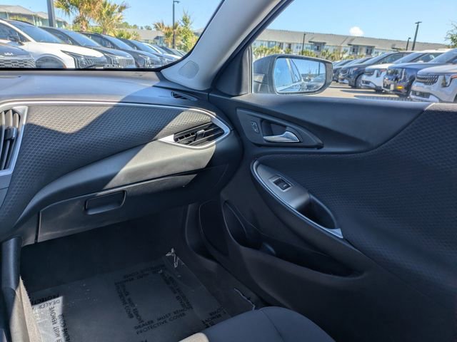 Used 2023 Chevrolet Malibu LS FWD image 16