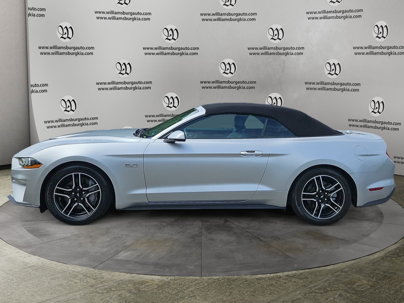 Used 2019 Ford Mustang GT Premium w/ Equipment Group 401A RWD image 2