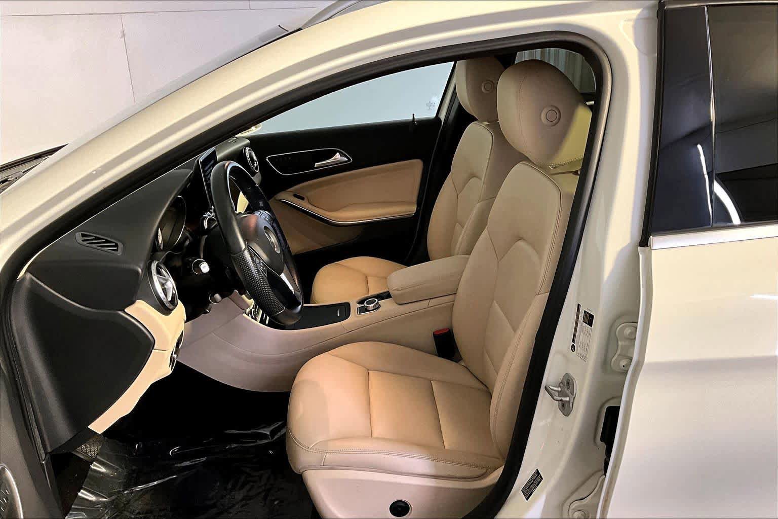 Used 2015 Mercedes-Benz GLA 250 4MATIC image 8