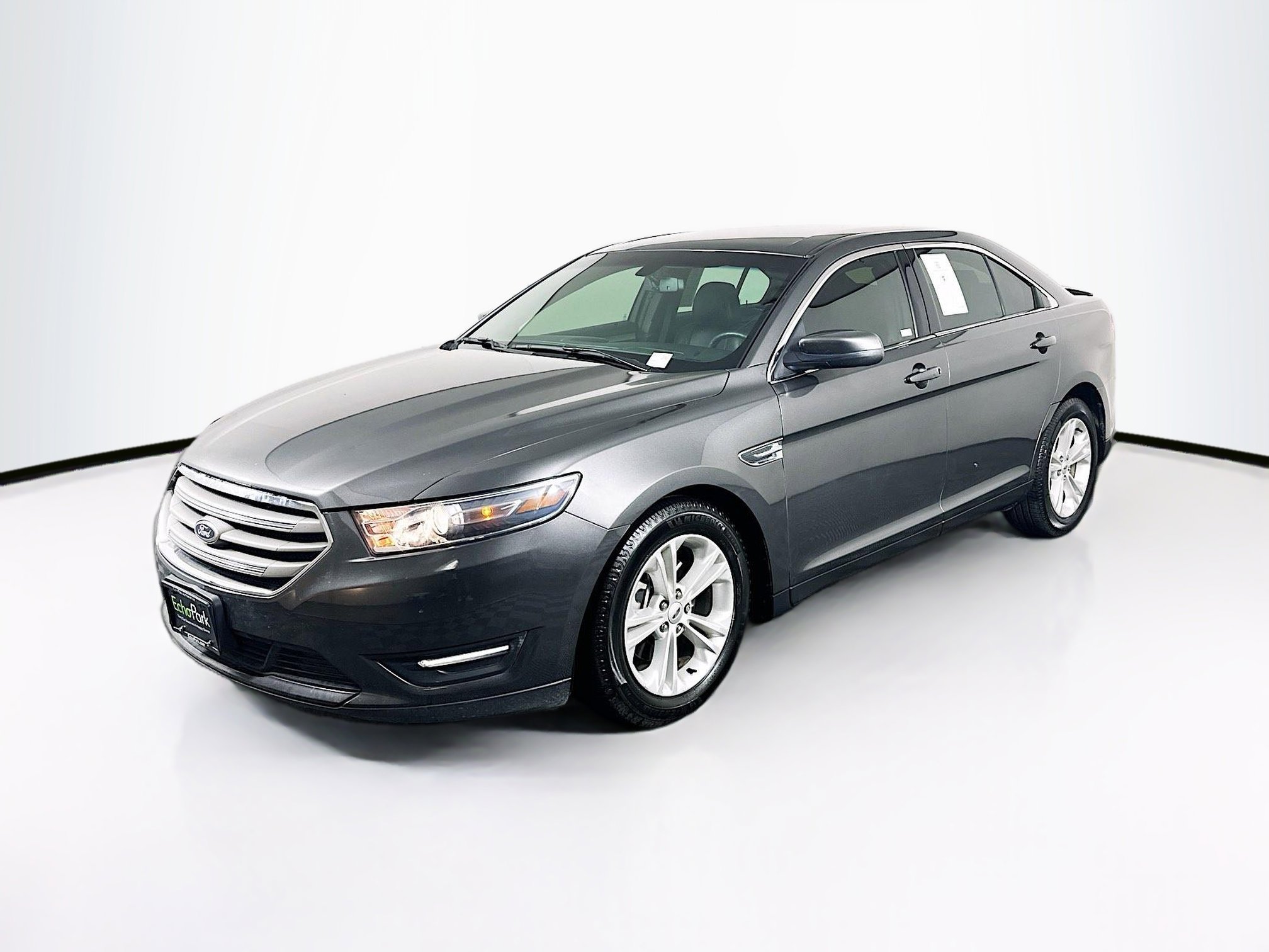 Used 2015 Ford Taurus SEL w/ Equipment Group 201A FWD image 3