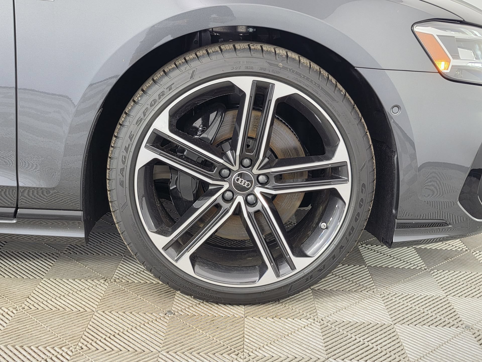 New 2026 Audi A8 L 3.0T AWD/4WD image 8