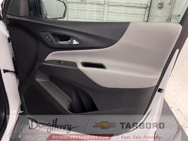 Used 2024 Chevrolet Equinox LS w/ LS Convenience Package FWD image 39