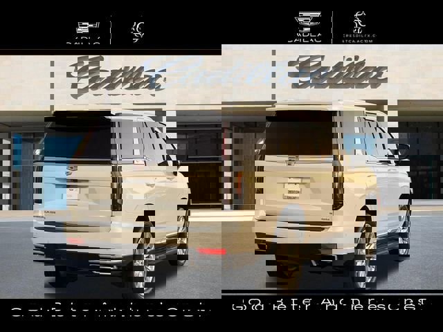 Used 2023 Cadillac Escalade Premium Luxury image 3
