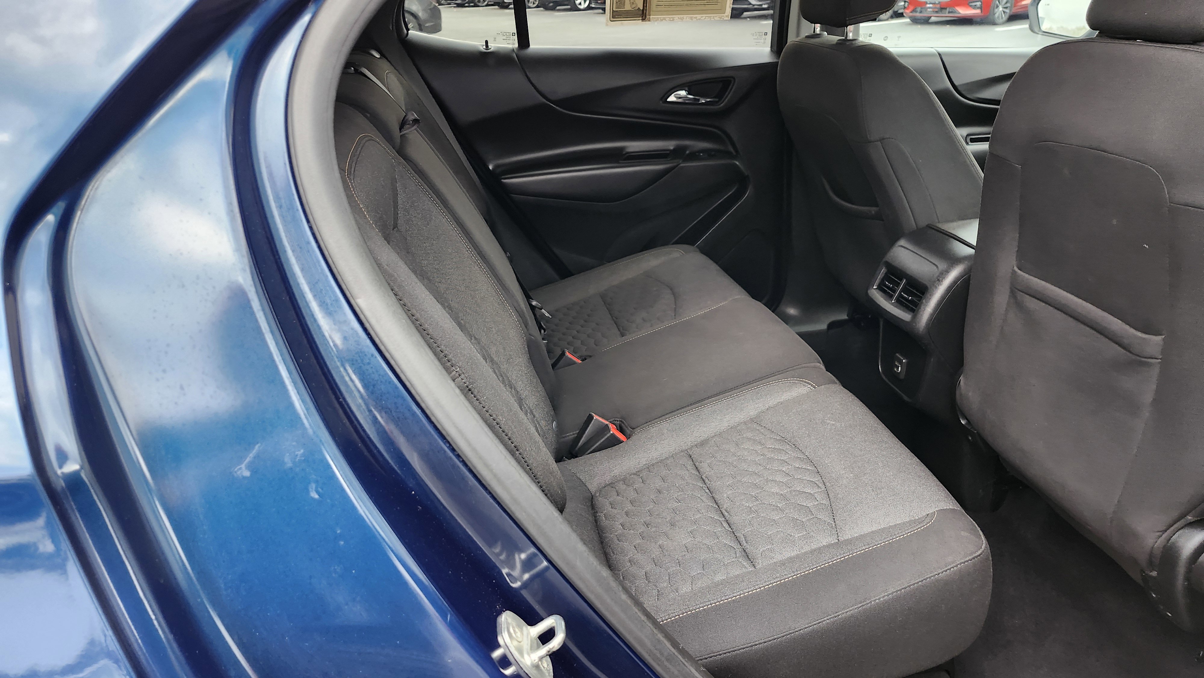 Used 2019 Chevrolet Equinox LT w/ Driver Convenience Package image 13