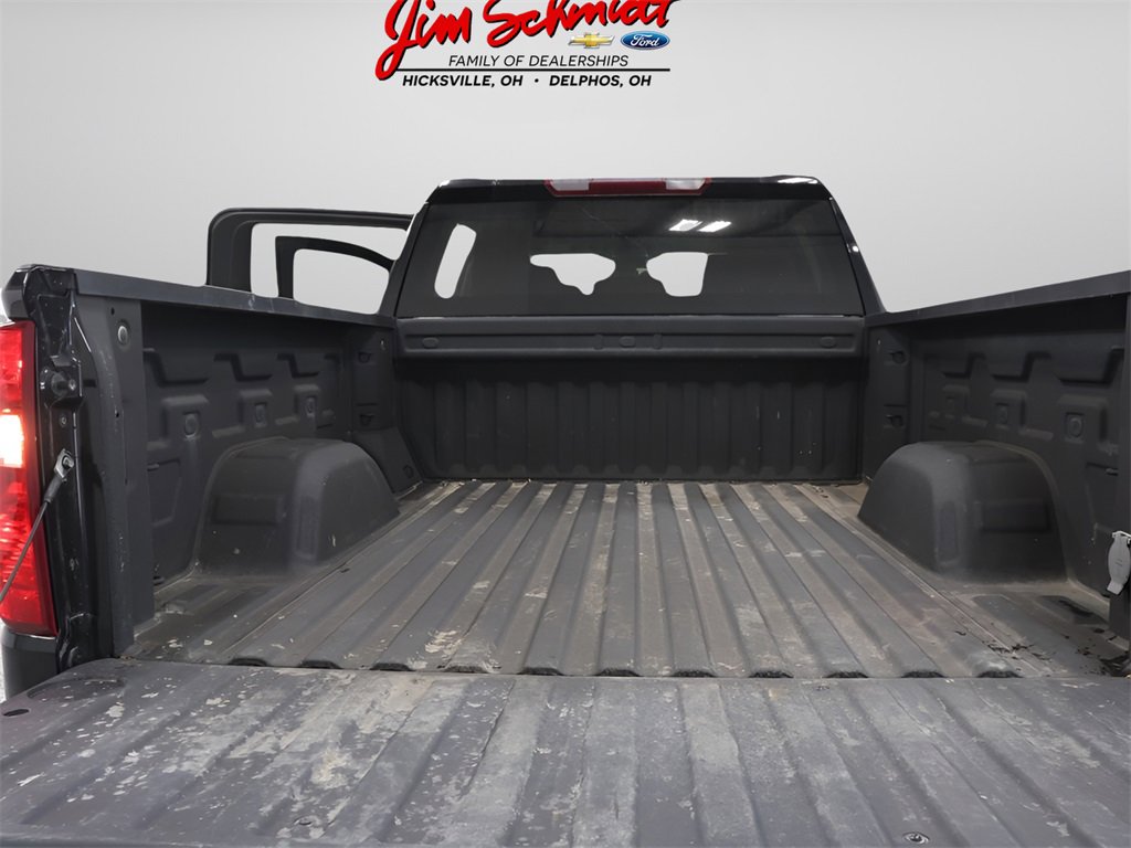 Used 2023 Chevrolet Silverado 1500 Custom image 32
