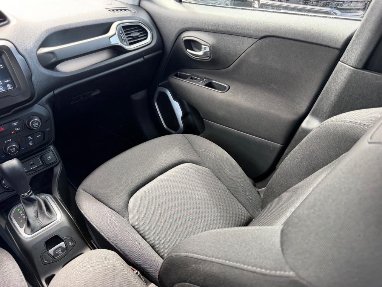 Used 2021 Jeep Renegade Sport AWD/4WD image 17
