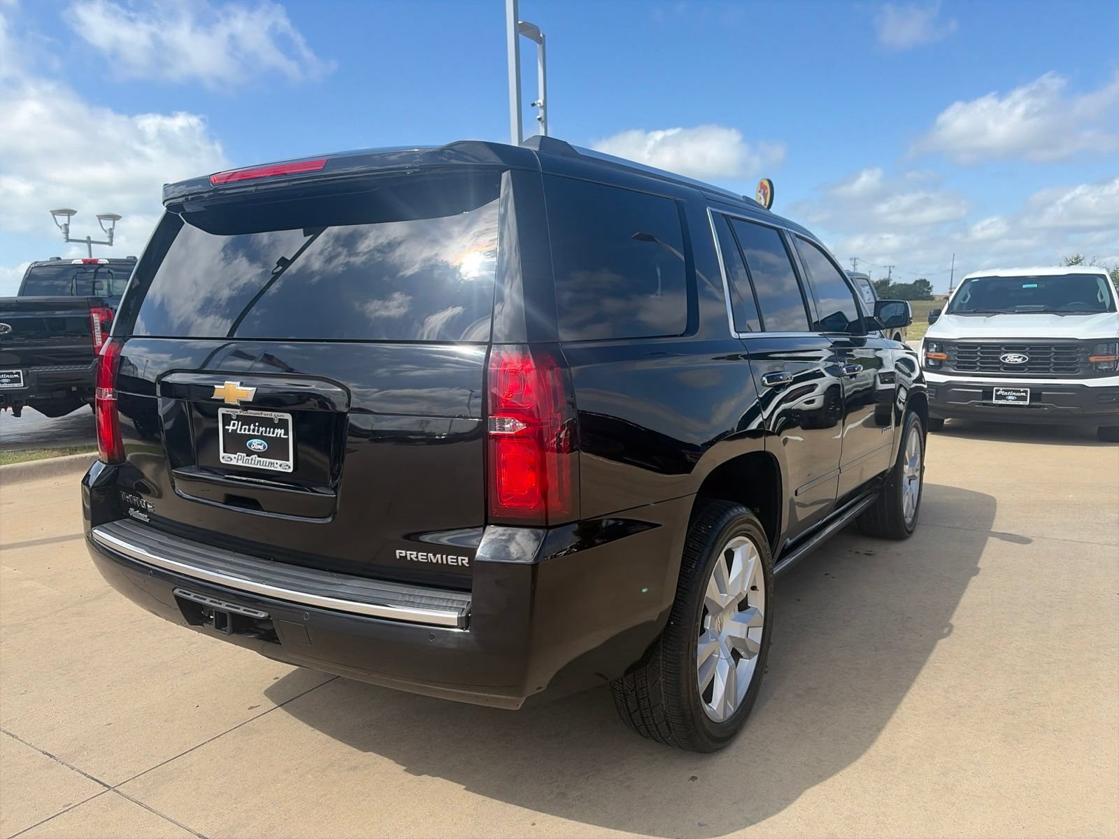 Used 2019 Chevrolet Tahoe Premier AWD/4WD image 5