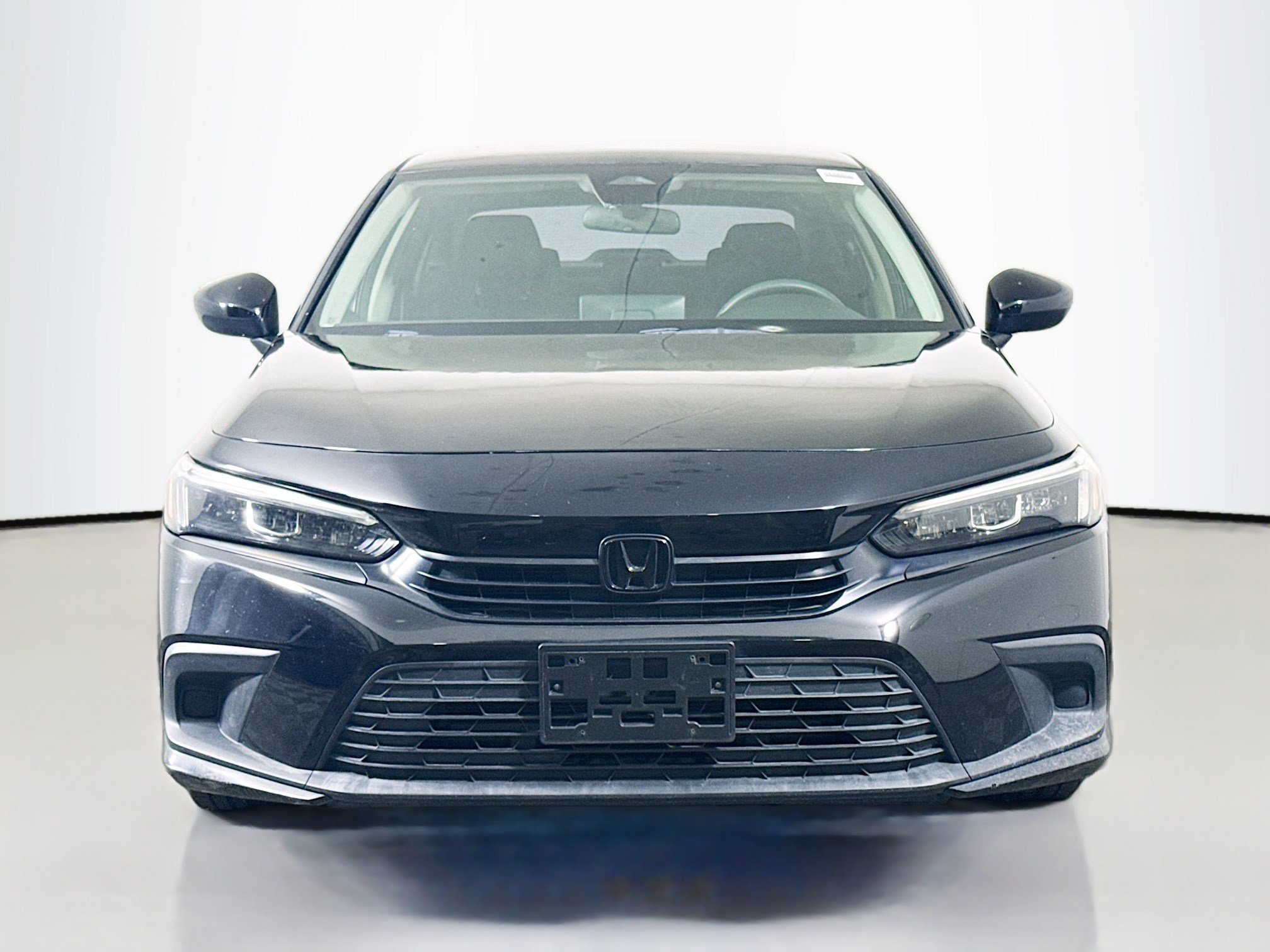 Used 2023 Honda Civic LX image 2