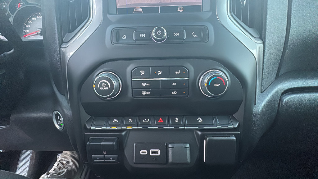 Used 2024 Chevrolet Silverado 1500 Custom Trail Boss AWD/4WD image 26