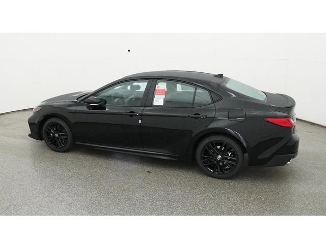 New 2026 Toyota Camry SE FWD image 4